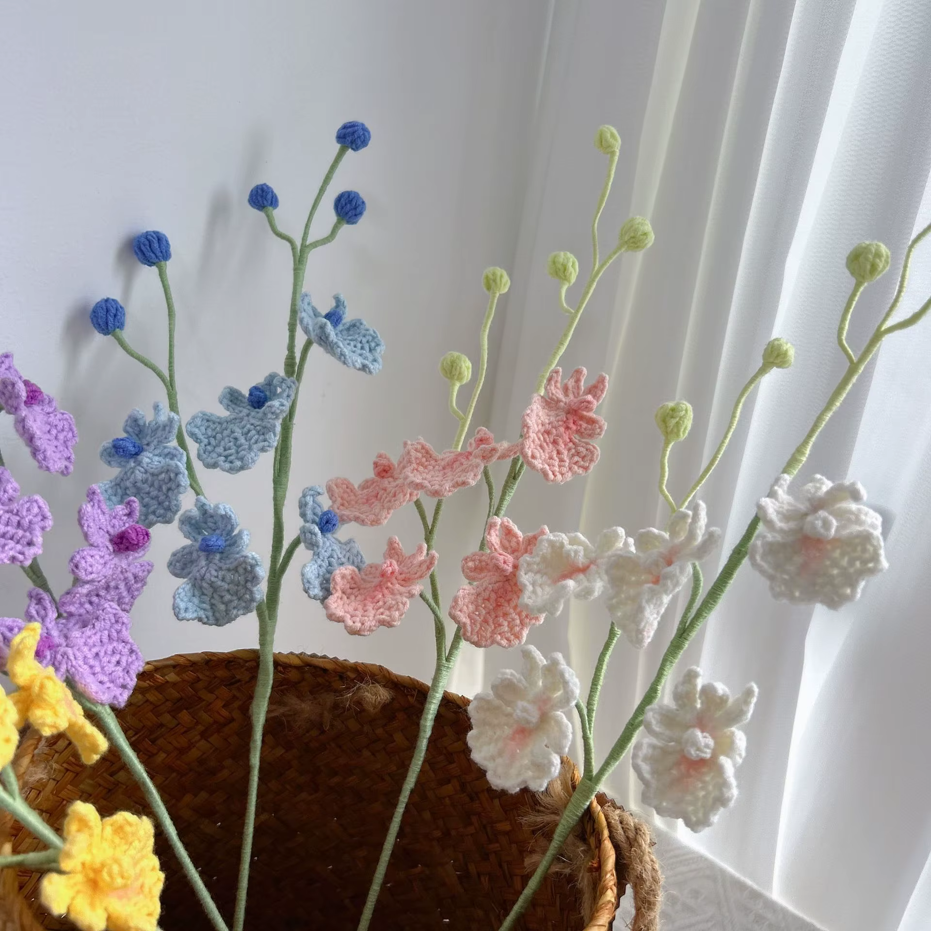 Orchidée dansante en crochet