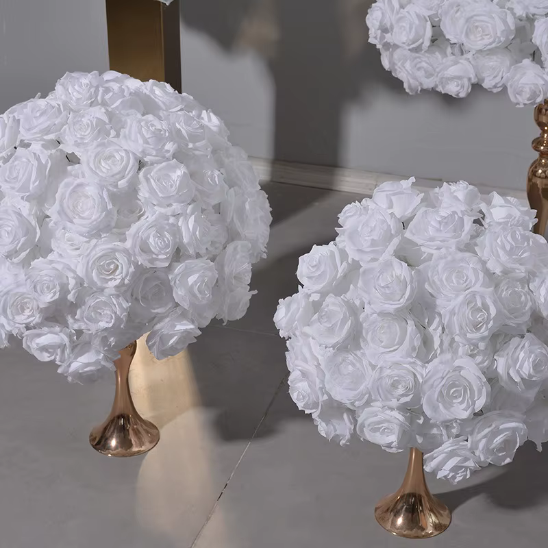 Boule de fleurs artificielles