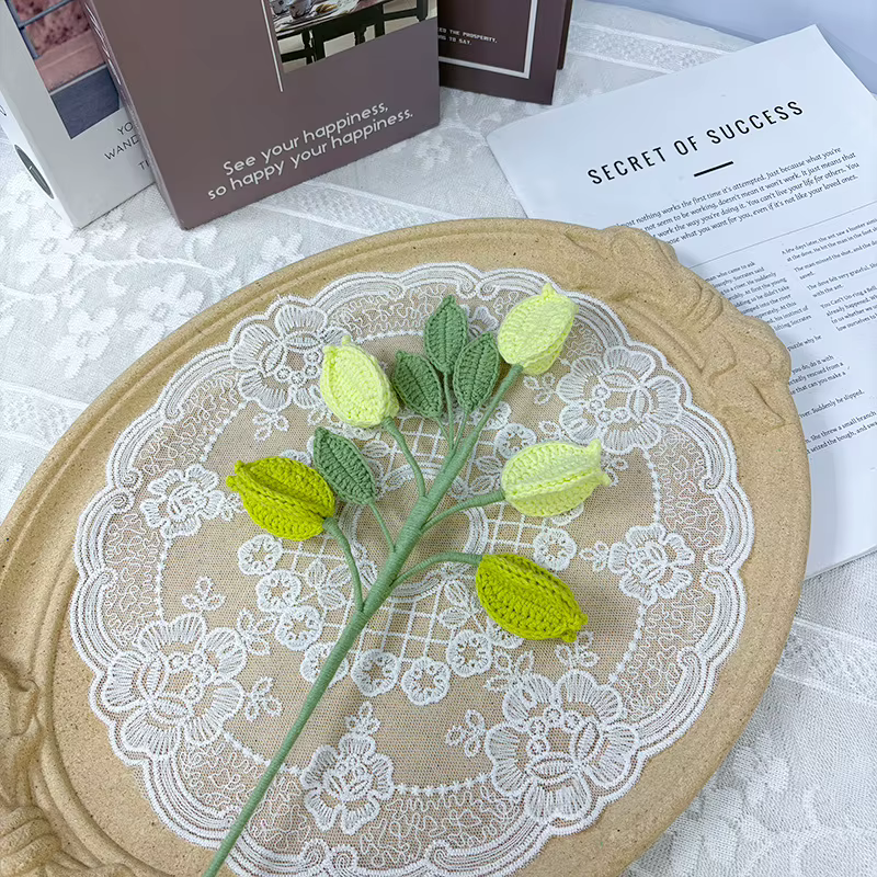 Bouquet de décoration de chambre en tricot