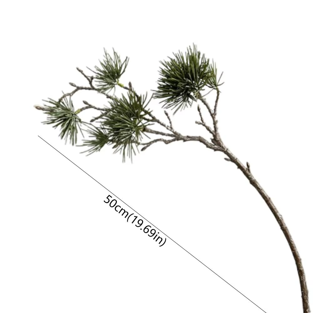 Arrangement floral, branche de pin artificielle verte