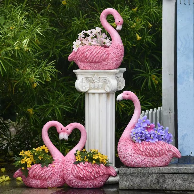 Bassin de fleurs de flamant rose créatif
