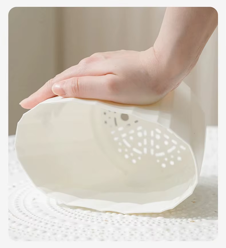 Pot d'arrosage automatique transparent