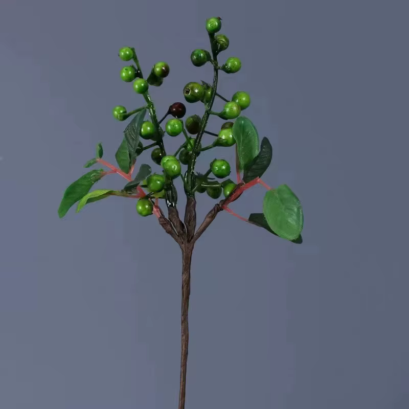 Myrtille artificielle avec feuilles vertes
