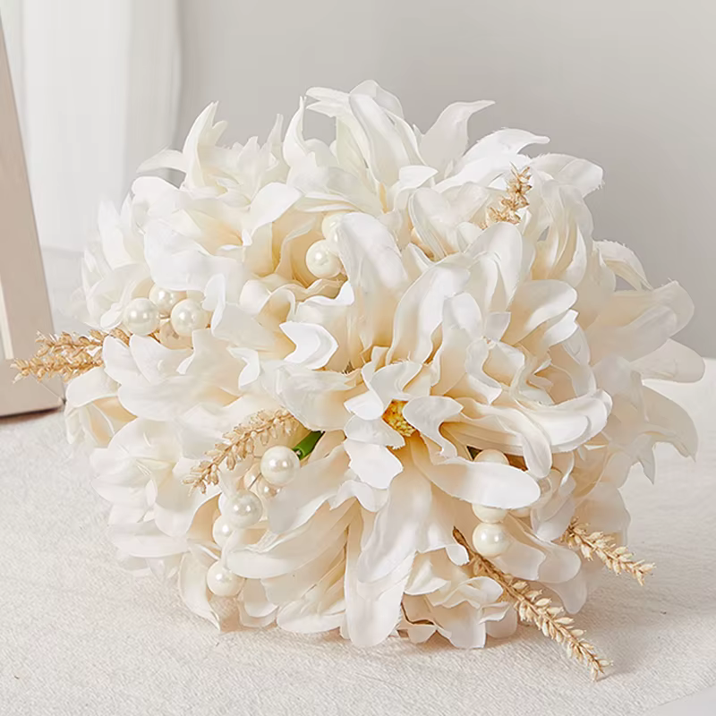Bouquet artificiel de dahlias pour la mariée