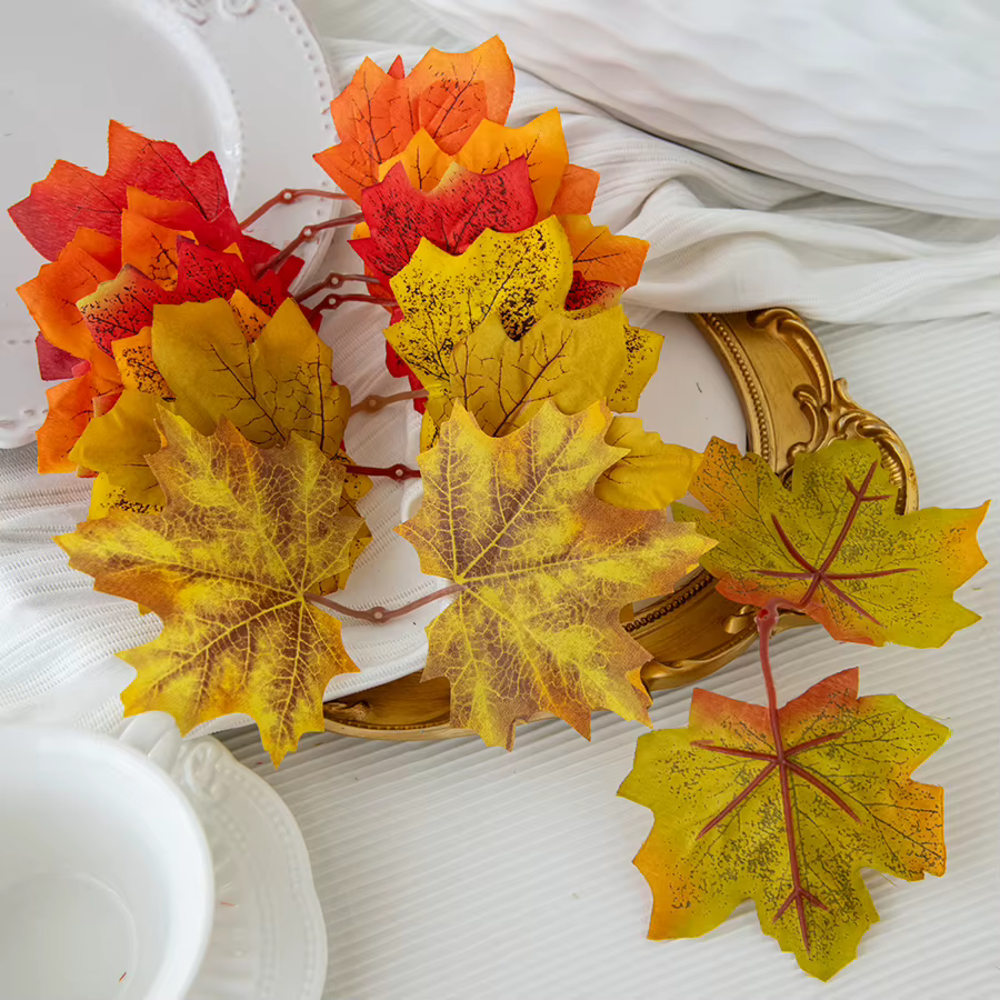 Plantes artificielles Fleurs Soie Feuille D'érable Halloween Festival De Noël Décoration Maison Salle Table Jardin Mariage Scrapbook