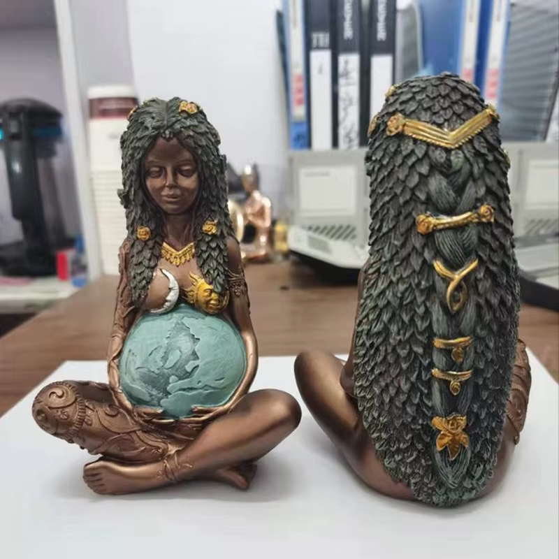 Gaia-Figurine de la Terre Mère Enceinte