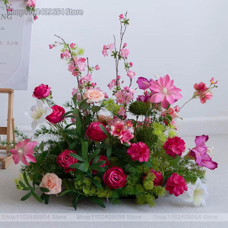 Feuilles vertes, rose vif