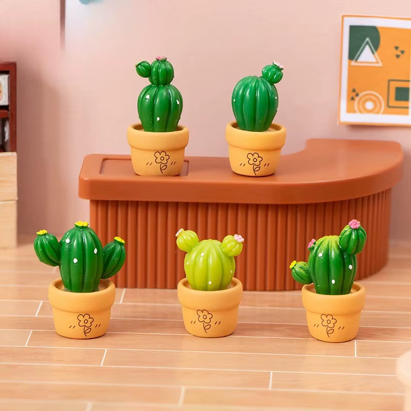Mini Cactus en Pot de Dessin Animé