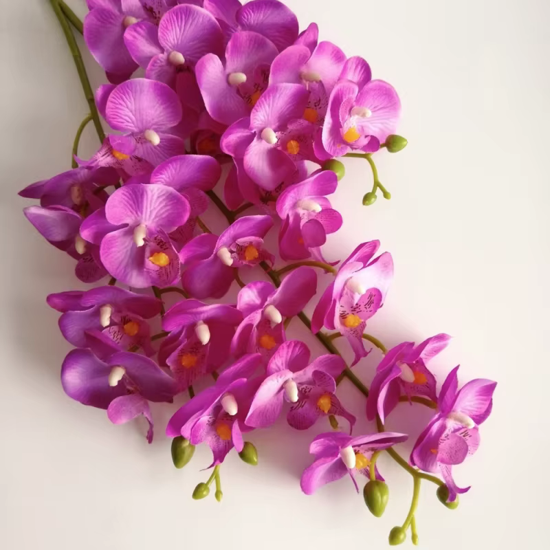 Plante à tête de fleur artificielle