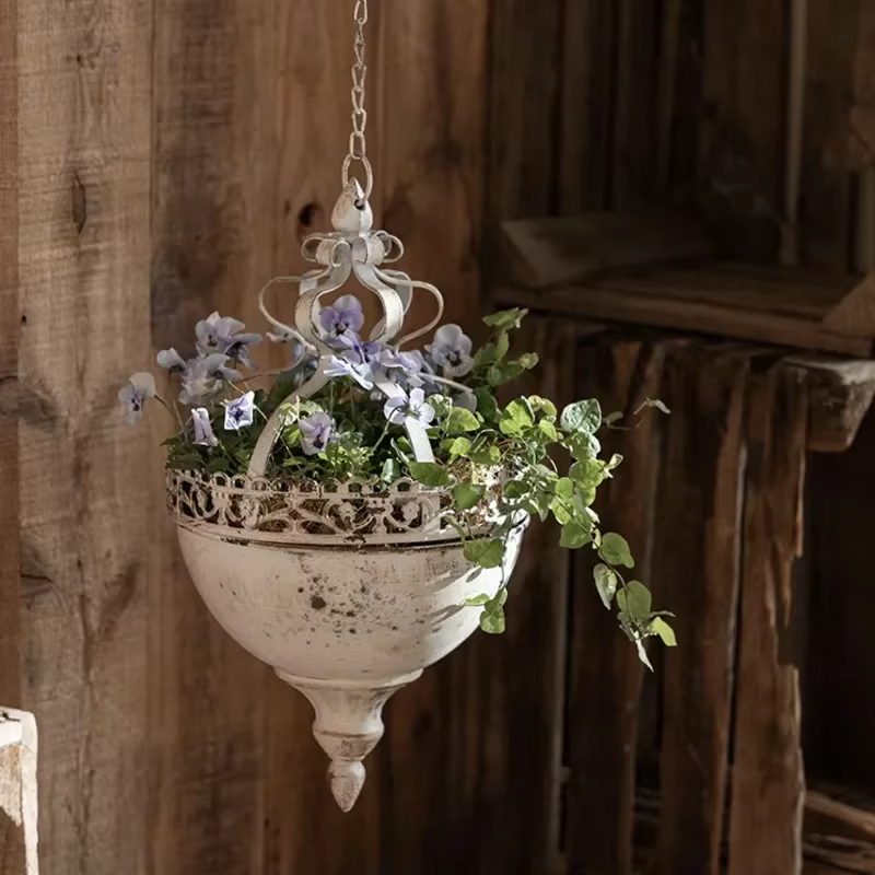 Combiné de jardin extérieur pour confection de paniers de balcon