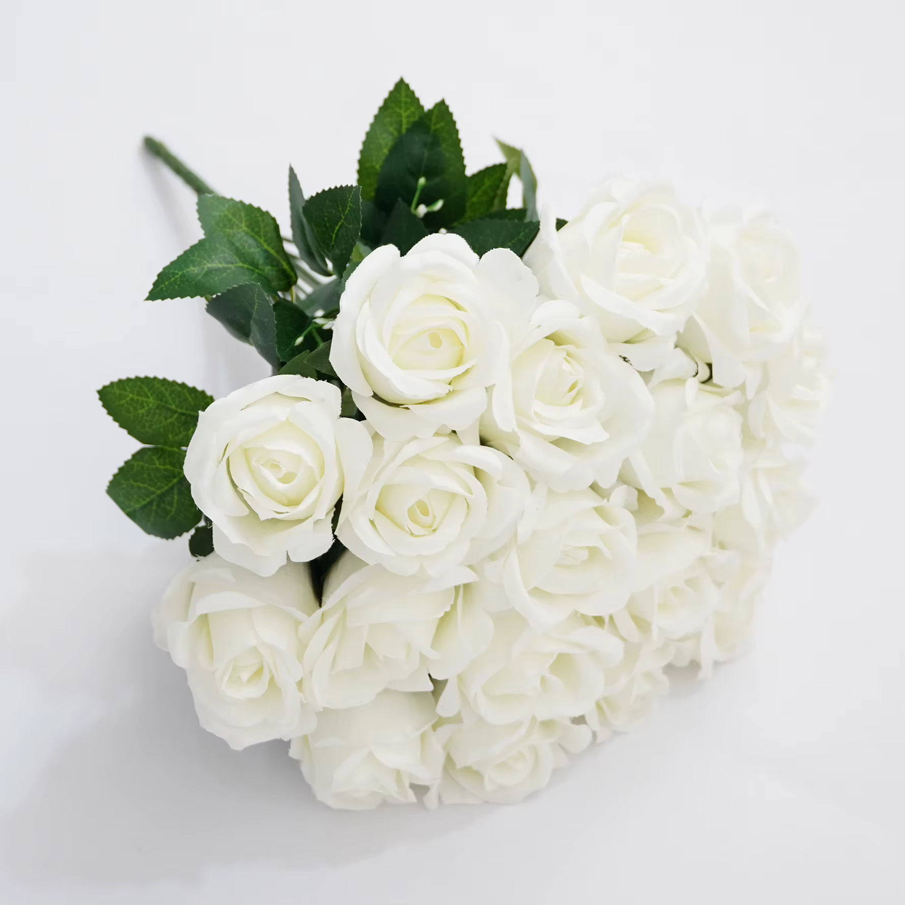 HMEOT H4168 Bouquets de roses artificielles à 18 têtes pour arrangements floraux de mariage