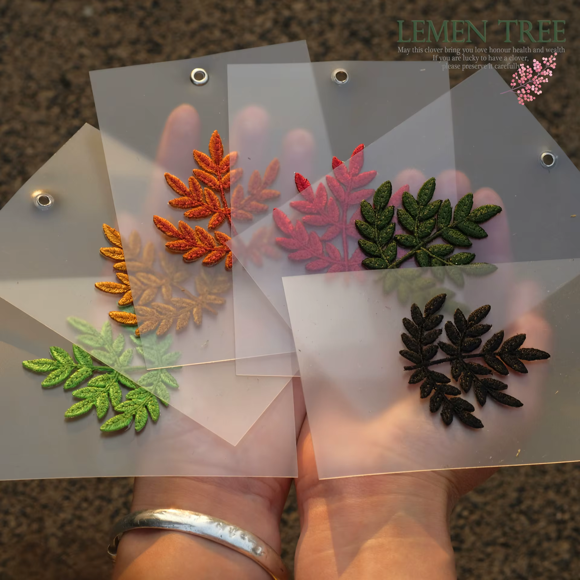 Patchs brodés de plantes à feuilles