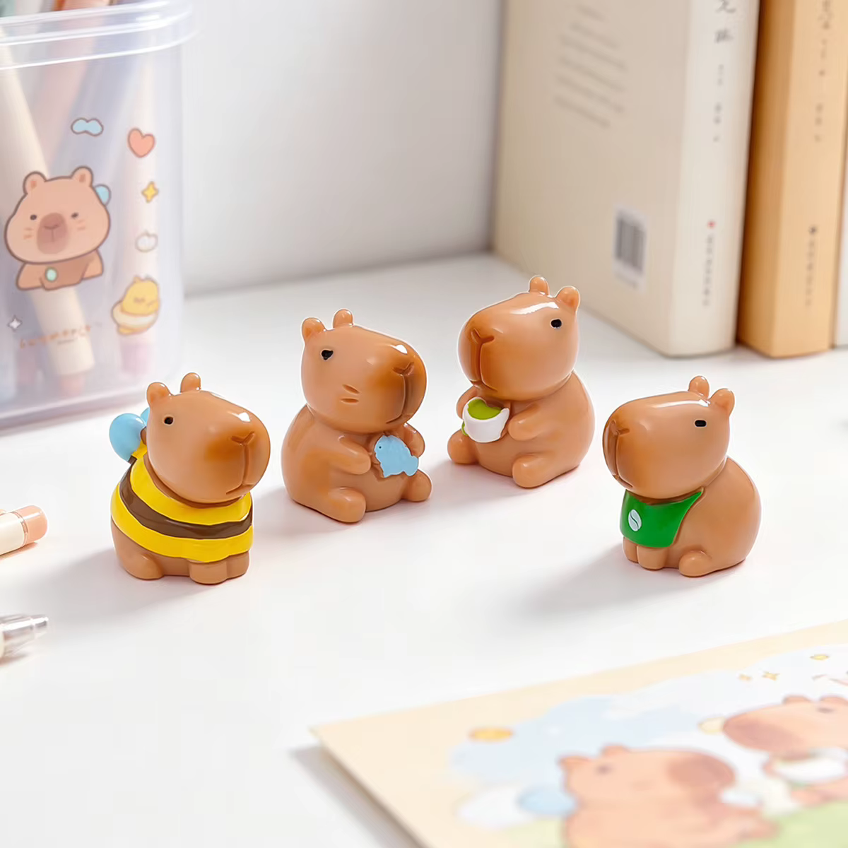 Lot de 5 figurines mignonnes en résine Capybara
