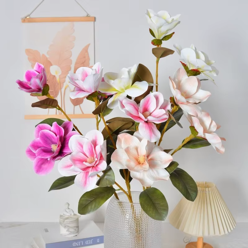 4/5 pièces de fleurs artificielles en film
