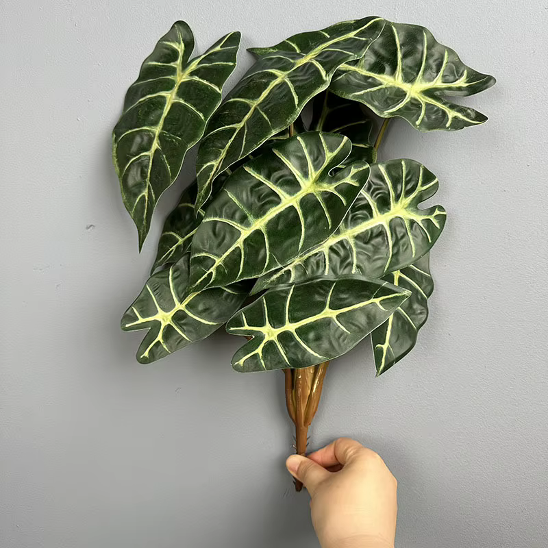 Lot de 5 plantes artificielles en plastique