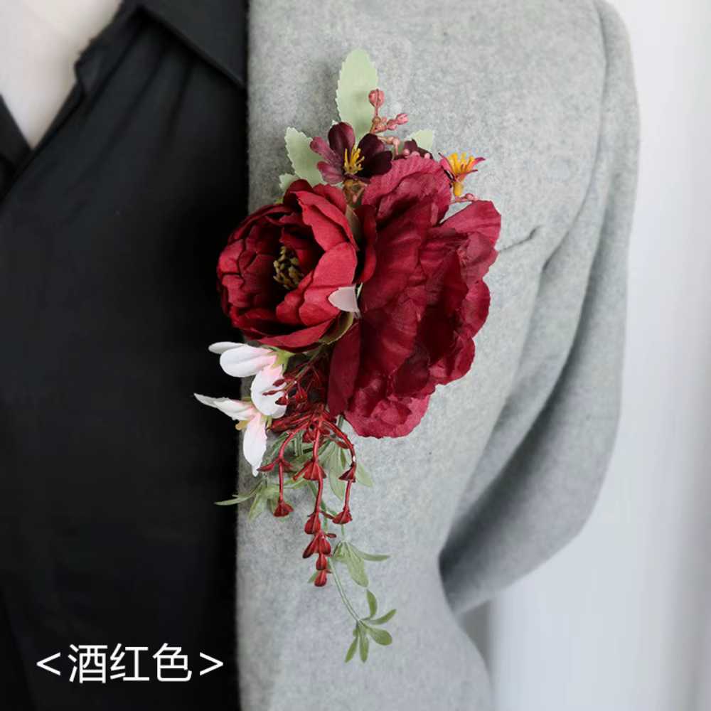 Boutonnière de marié rose européenne