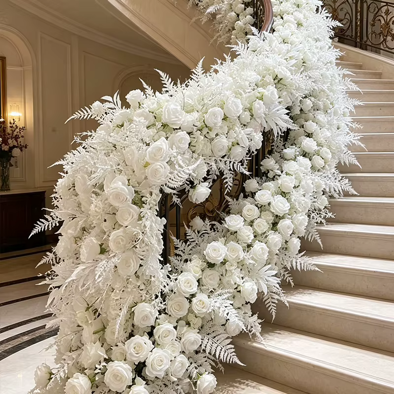 Chemin de table, composition florale pour canapé et sol