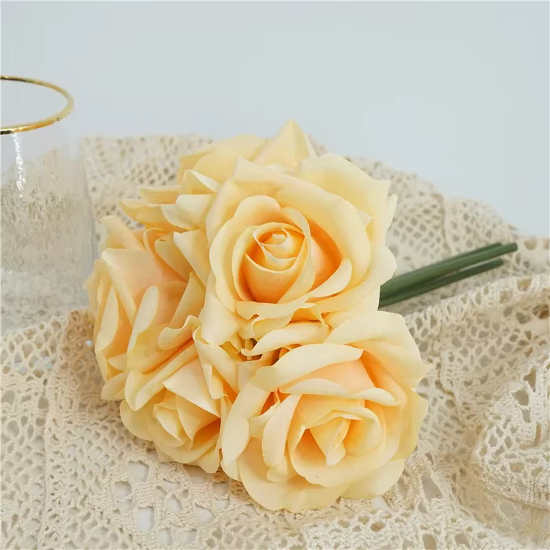 Fleurs Artificielles Hydratantes à 5 Têtes