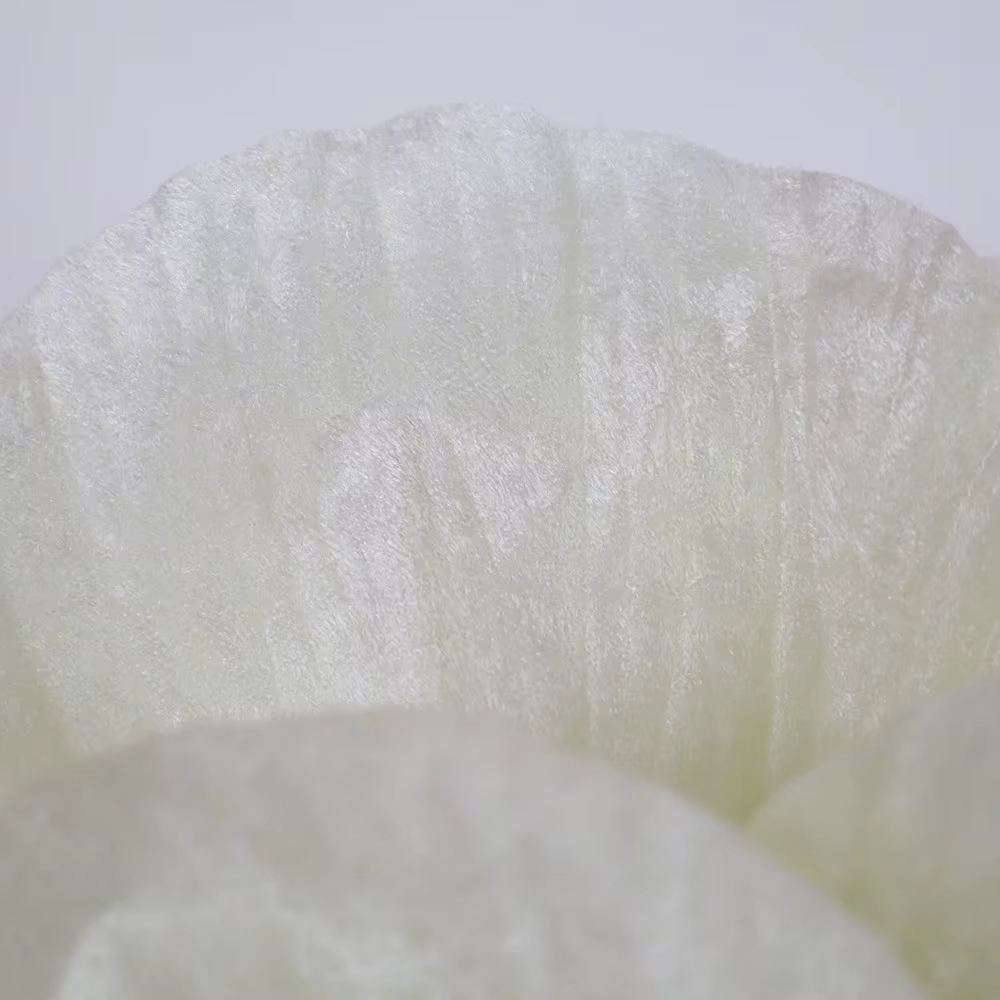 Fleur de rose artificielle en velours