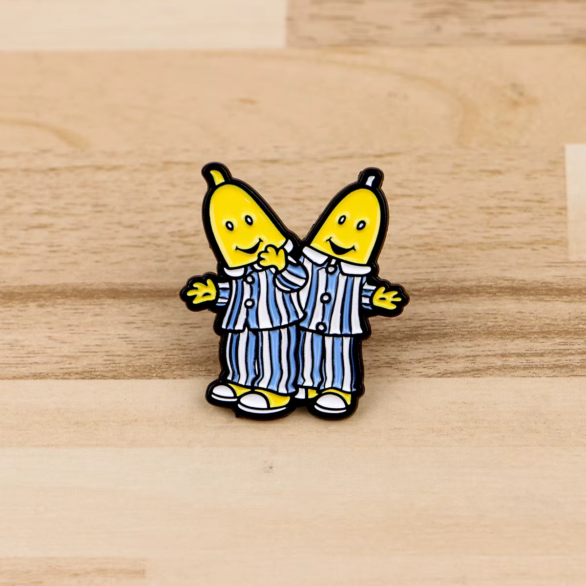 Broches en émail amusantes motif homme banane en pyjama, broche fruit de dessin animé, épinglette pour sac à dos, accessoires vestimentaires, bijoux de mode, cadeaux