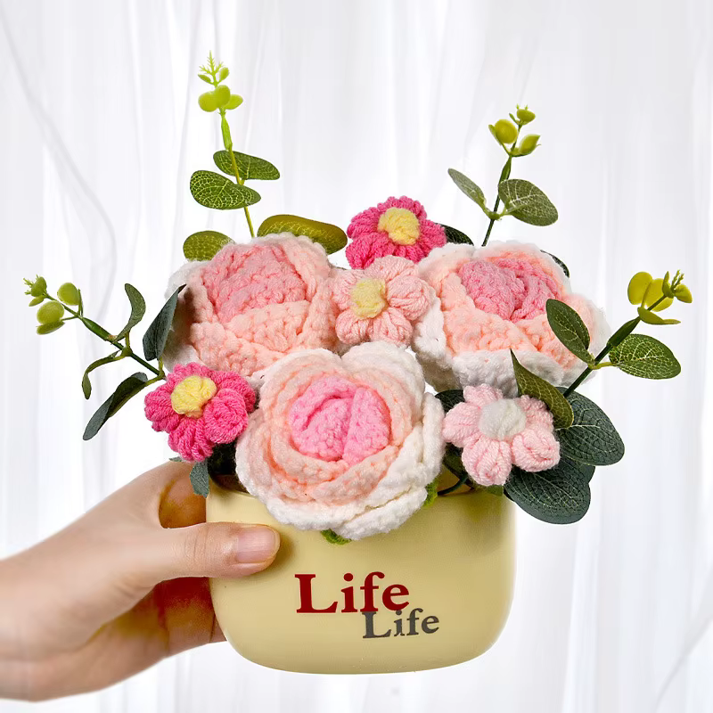 Bouquets de fleurs artificielles en crochet finis