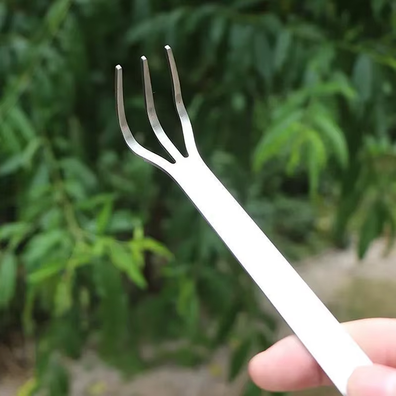 Nouveau râteau à racines en acier inoxydable bonsaï plantes en pot outil desserrer le sol à 3 broches