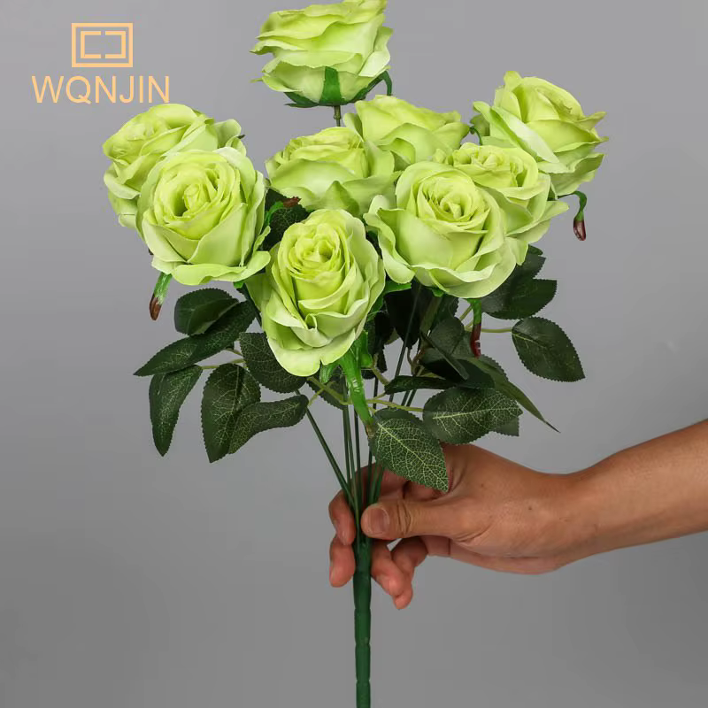 Fleurs artificielles violettes à 9 têtes
