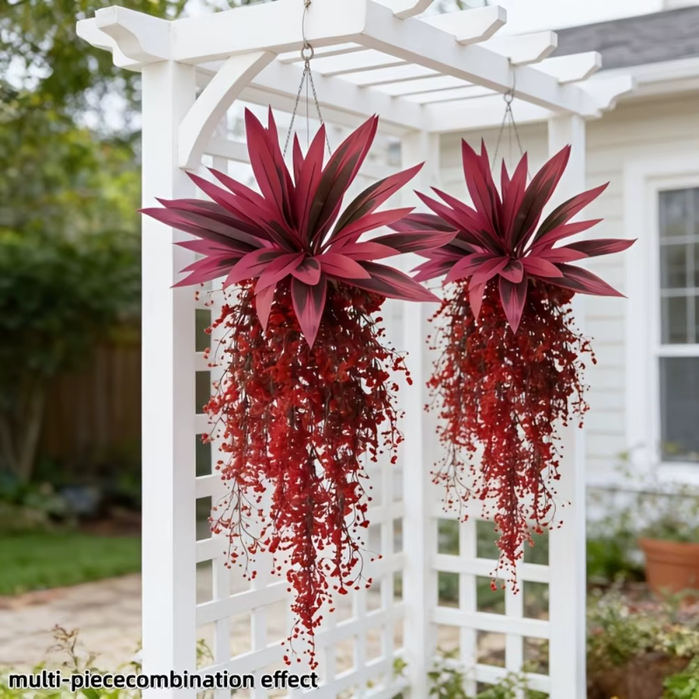 Plantes artificielles violettes et rouges