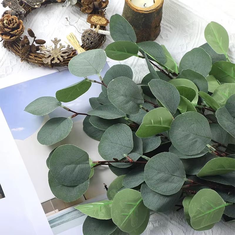 Bouquet de plantes artificielles d'eucalyptus