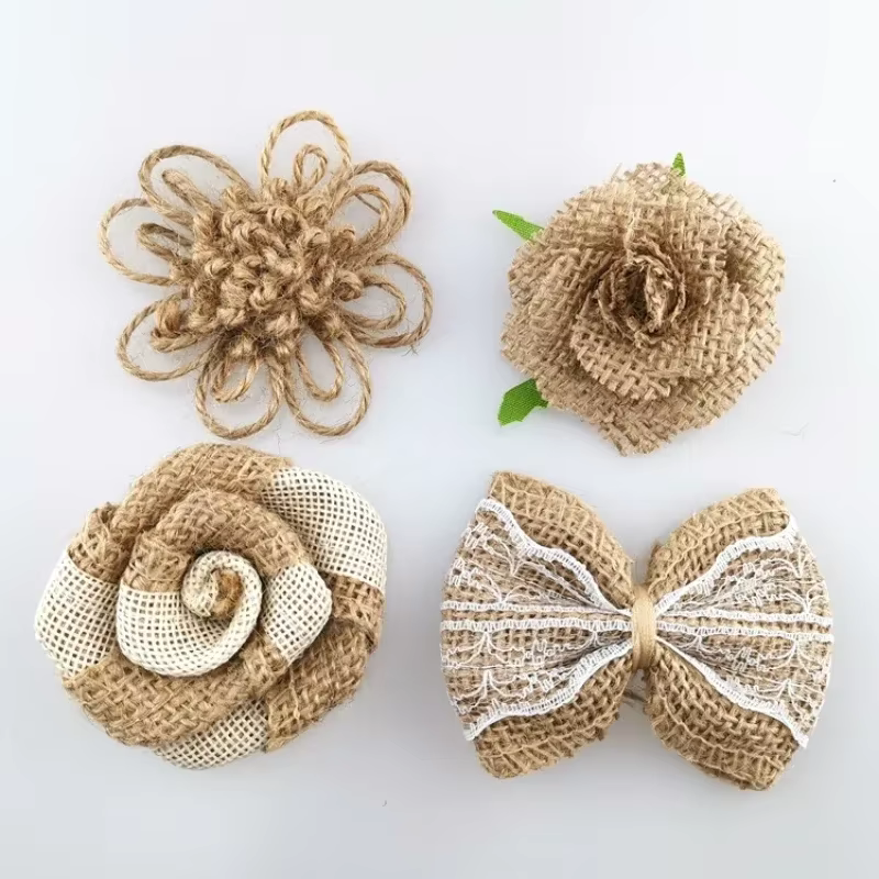 Fleurs de toile de Jute faites à la main