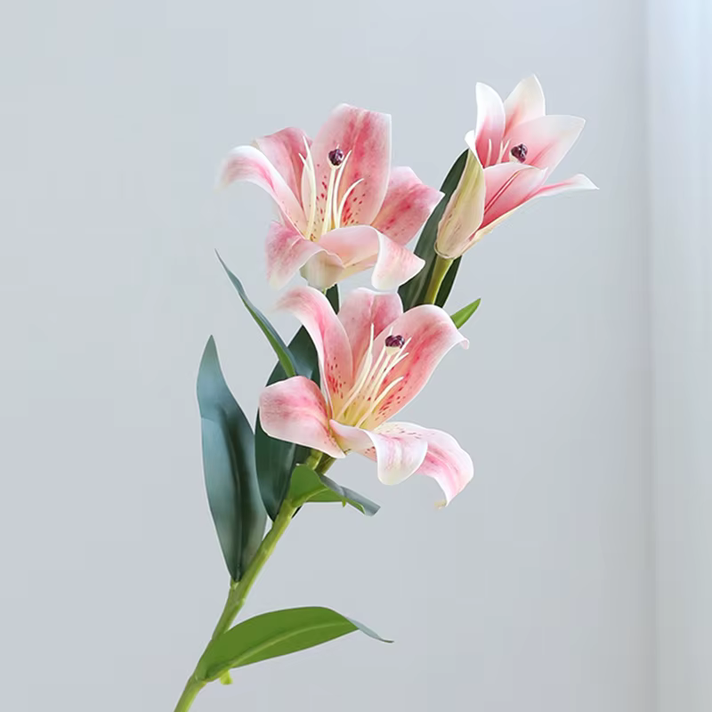 Simulation de fleur de lys Simple à 3 têtes