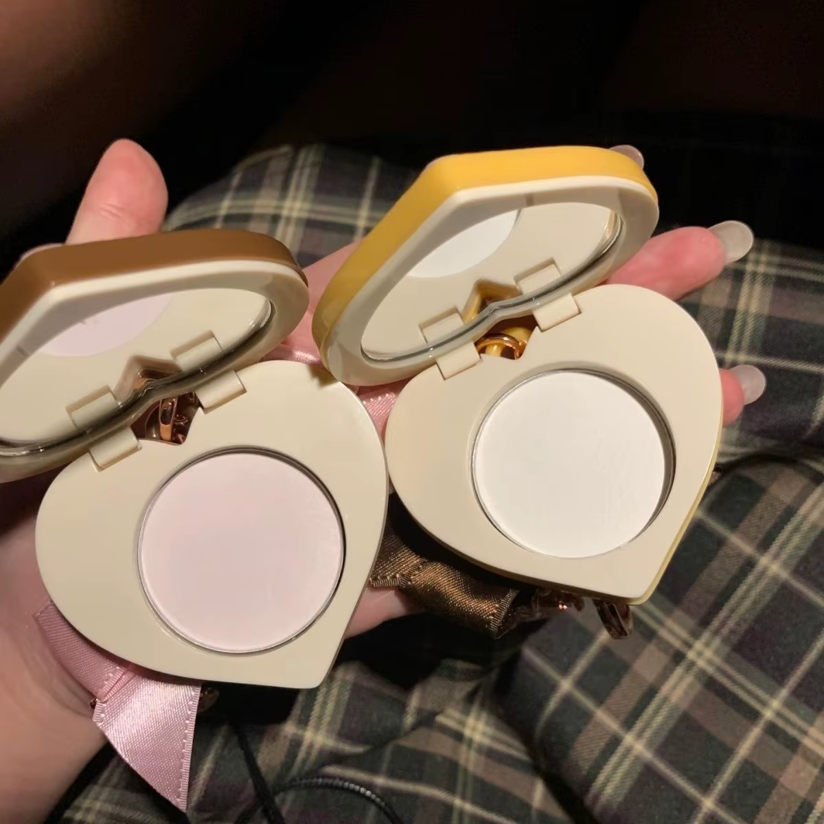 Fleur connaît Blush maquillage fleur connaître cirque l'ours sucré fard à joues mat naturel lueur visage poudre fard à joues 5g/0.17OZ