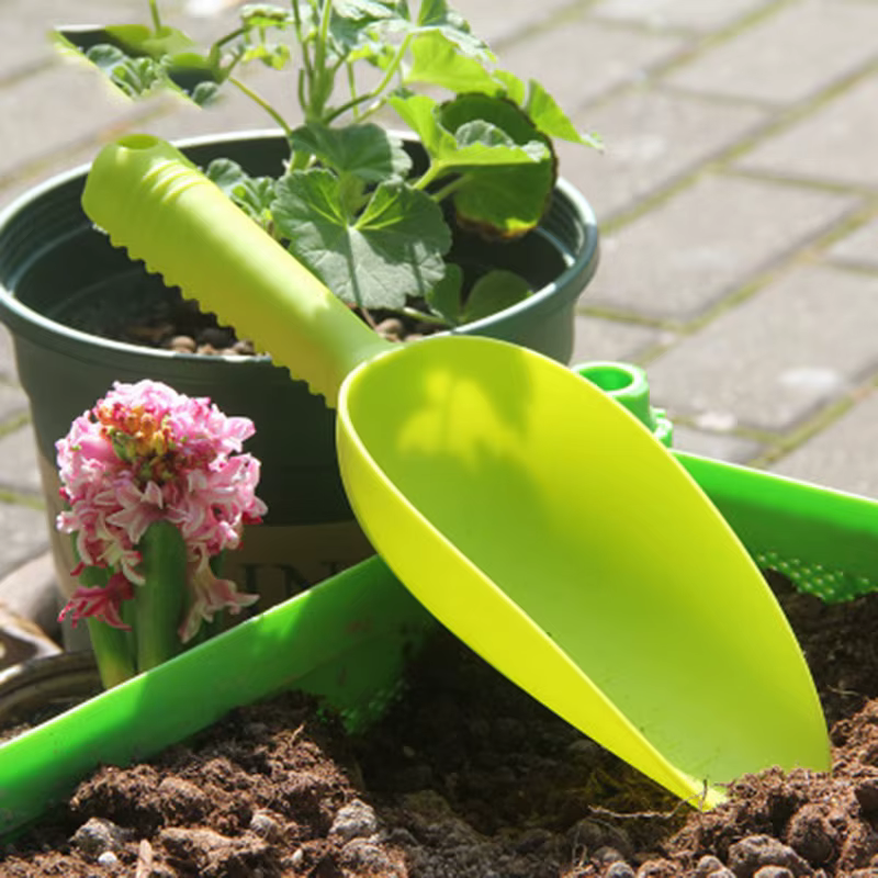 ❤️ Spatule de jardinage pour ameublir la terre