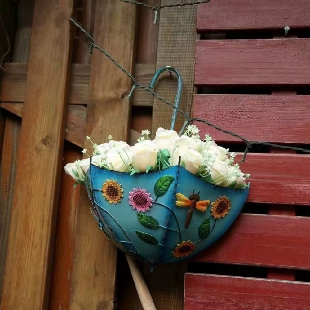 Pot de fleurs en forme de parapluie en fer