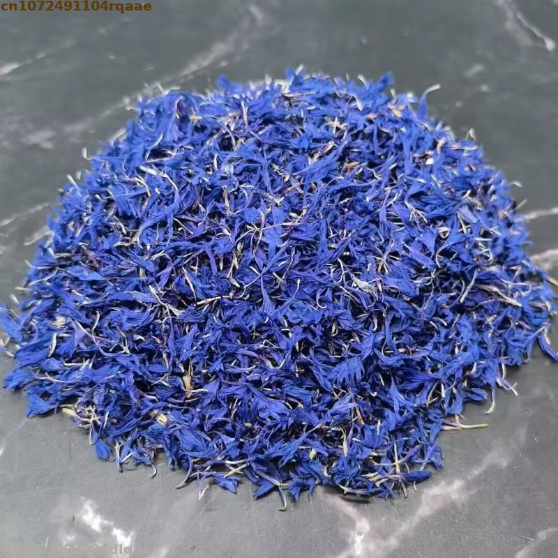 Pétalon de fleur séchée de bleu naturel