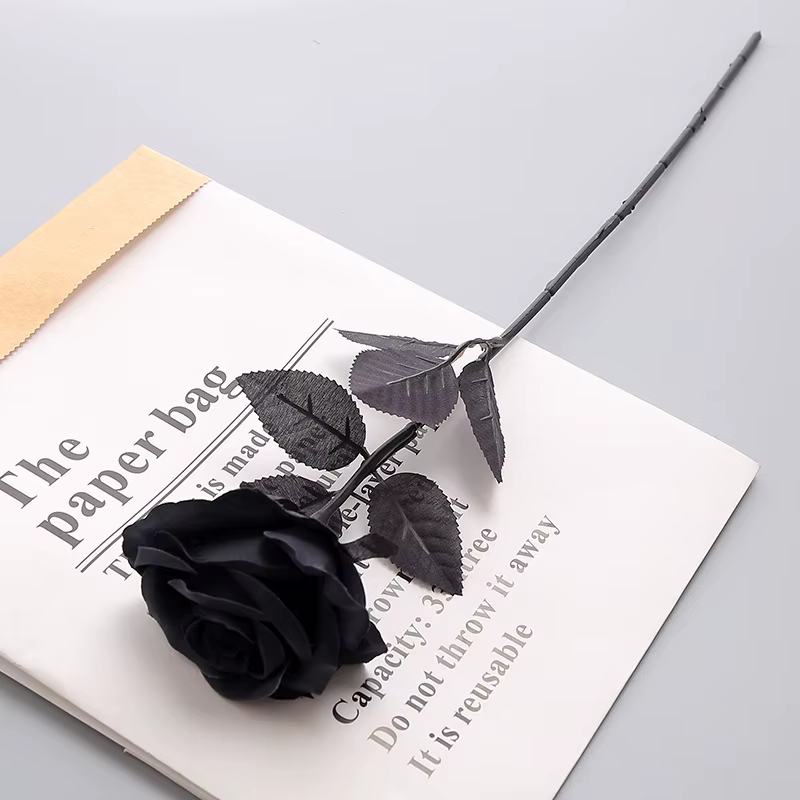 Roses Artificielles Noires
