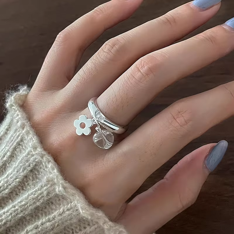 Bague fleur en argent Sterling 925, breloque de personnalité, Style mignon pour femmes, cadeau de fête d'anniversaire pour amis, bijoux exquis, nouvelle collection