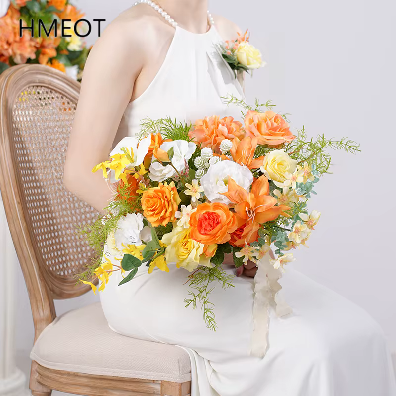 Bouquet de roses à main série Orange et blanc