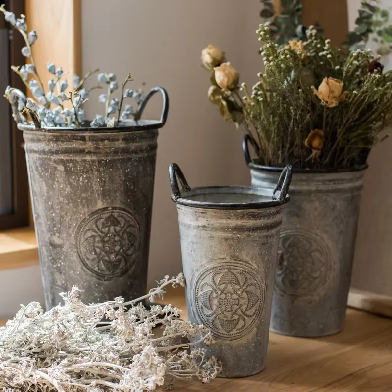 Vase à fleurs en peau de fer flocon de neige