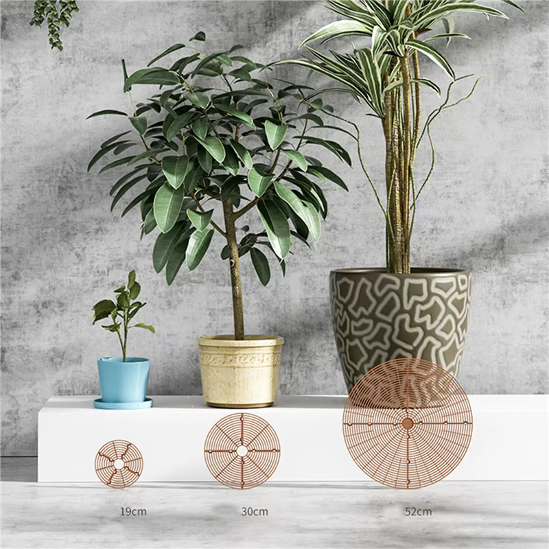 Protection de sol pour pot de plante avec grille