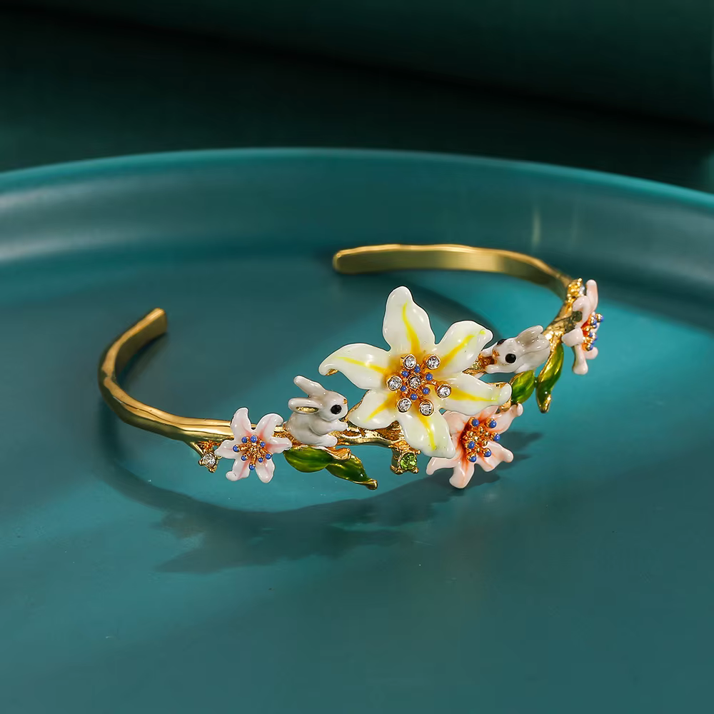 Bracelet de fleur de lapin romantique élégant pour les femmes, bracelets de luxe, accessoires de bijoux de mode, cadeau