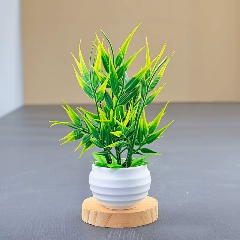 Plantes artificielles en bambou en pot