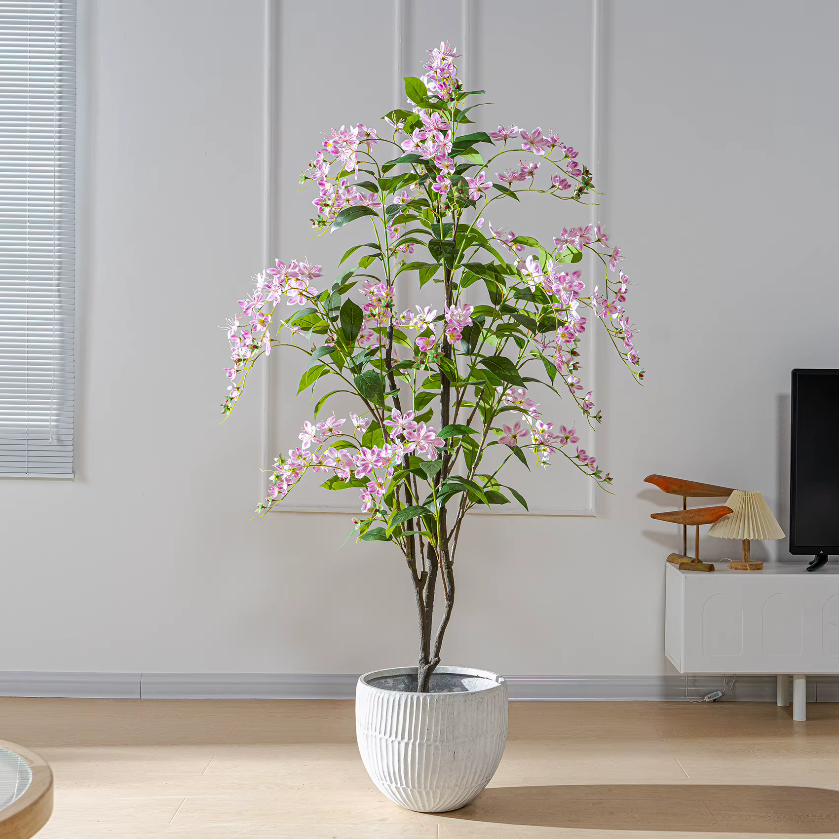 Simulation de jasmin + fleurs artificielles blanches