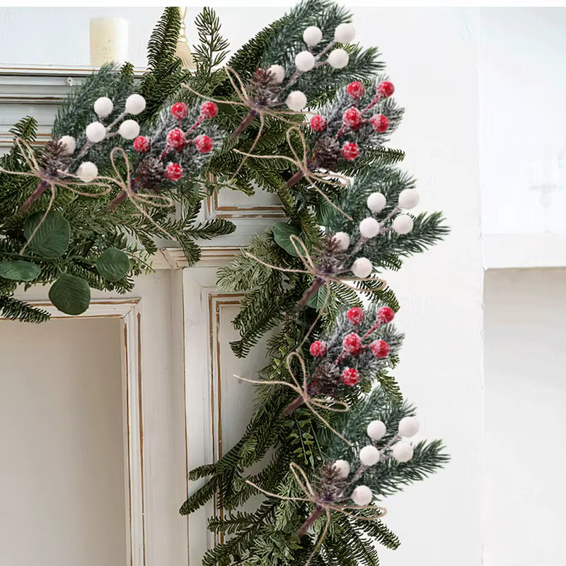 Branches de pin artificielles