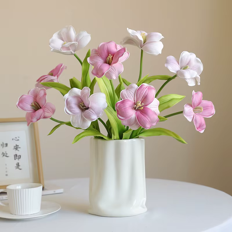 Fleur artificielle de tulipe ouverte de 20 pouces