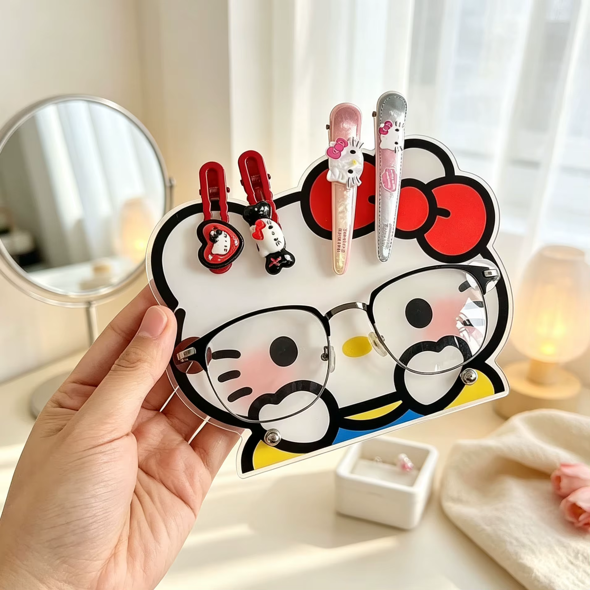 Support de rangement pour pinces à cheveux en acrylique Hello Kitty Kawaii, cadre de lunettes, accessoires de coiffure mignons pour bureau, cadre de lunettes