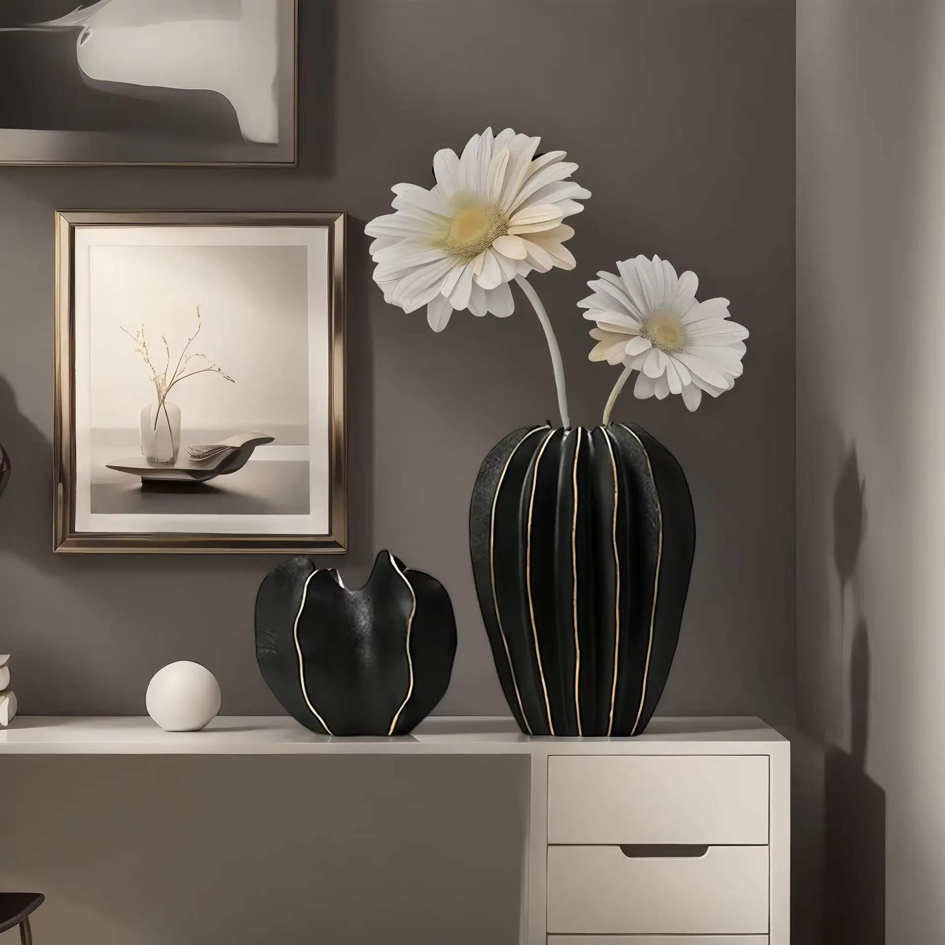 Vase en céramique en forme d'étoile