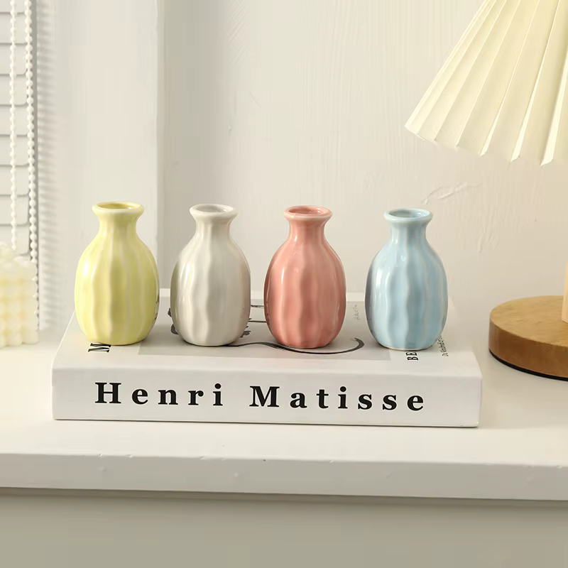 Mini vase à fleurs en céramique