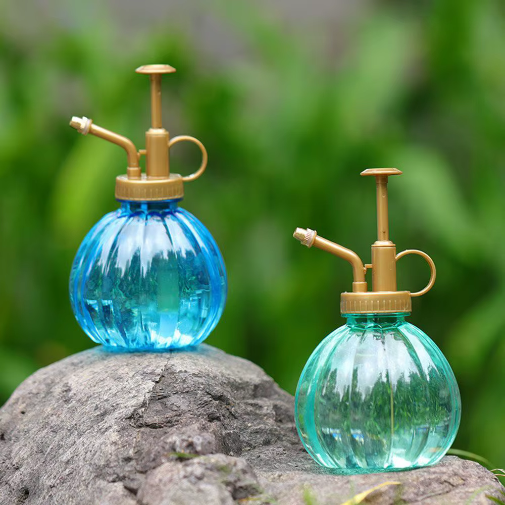 Pot d'arrosage pour plantes et fleurs