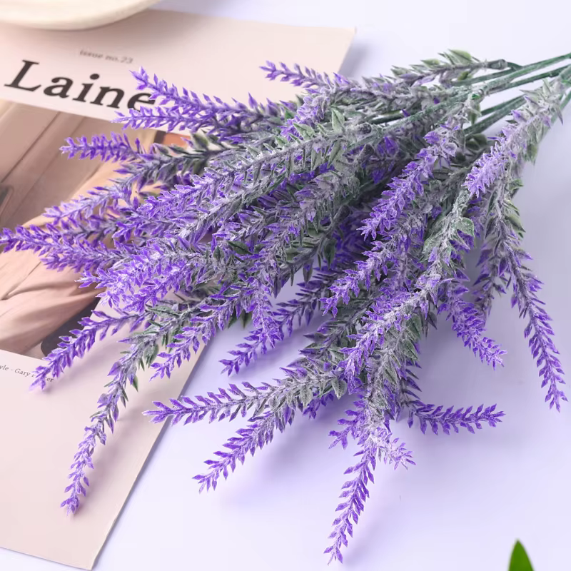 Bouquet de fleurs artificielles en plastique de lavande